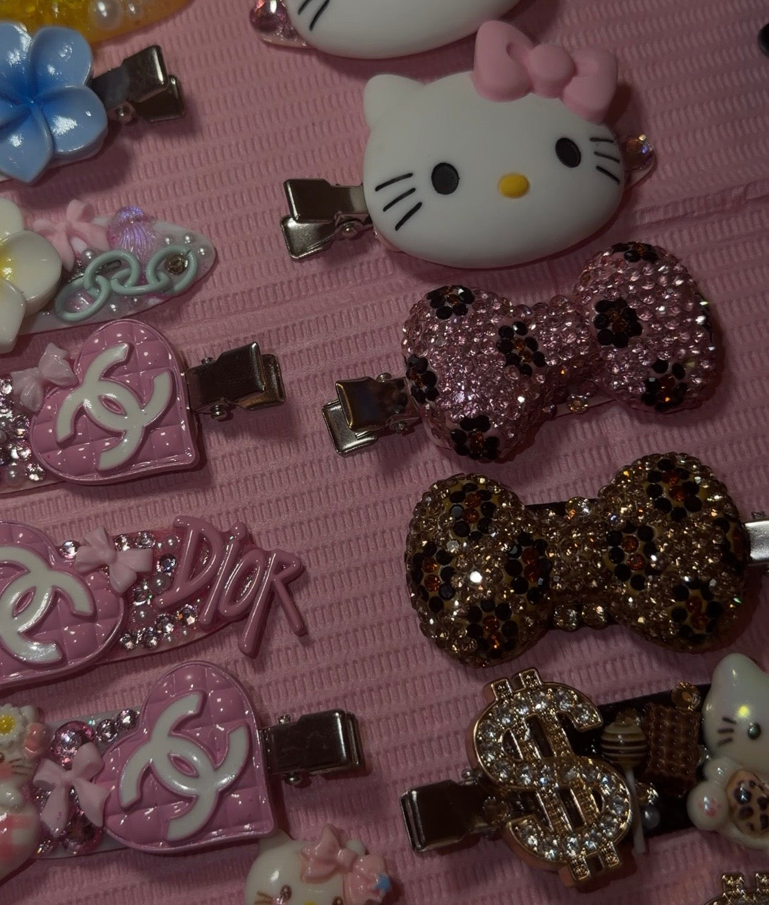 𝐉𝐔𝐍𝐊 𝐂𝐋𝐈𝐏𝐒 🎀