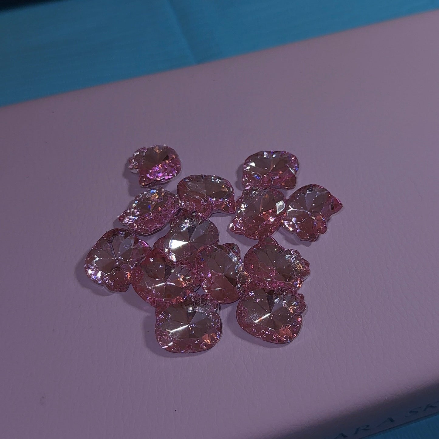 𝙷𝙺/𝚂𝚊𝚗𝚛𝚒𝚘 𝙲𝚑𝚊𝚛𝚖𝚜